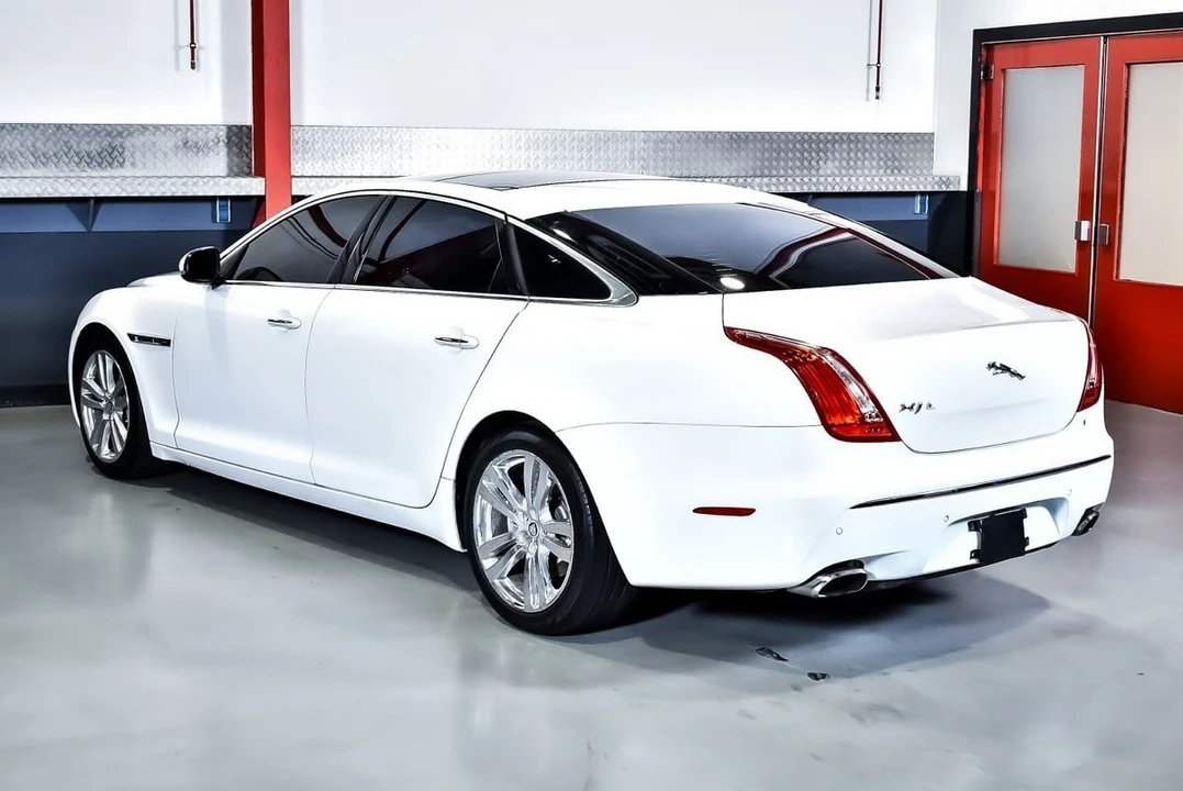 2012 Jaguar X351 XJ - Image 18 of 31