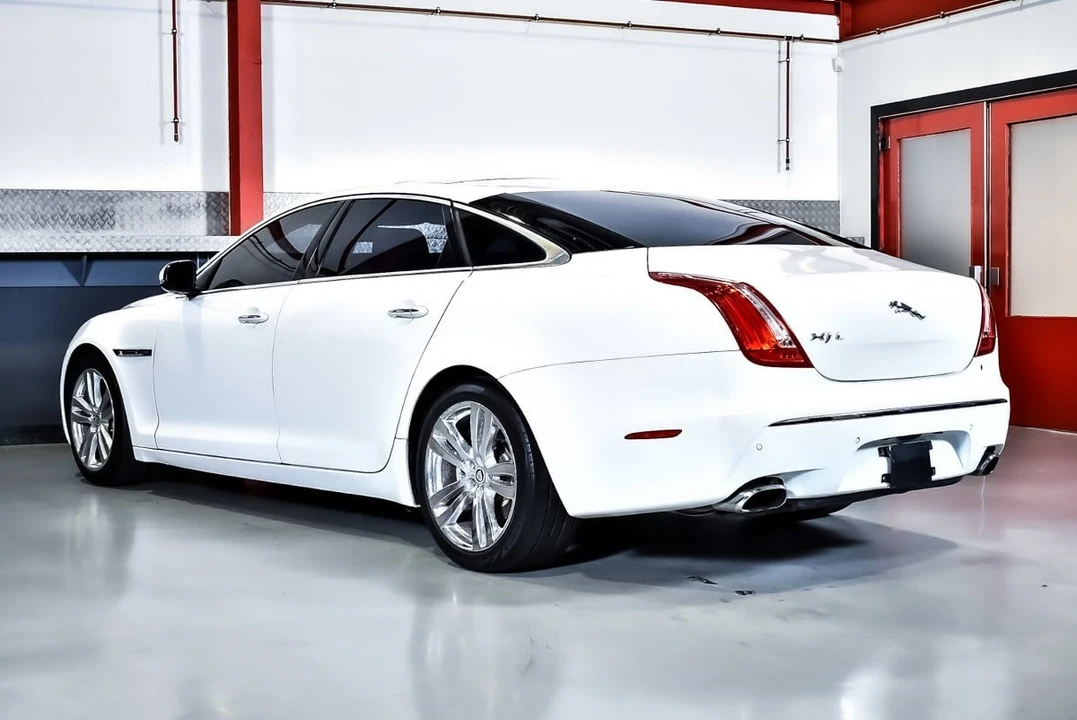 2012 Jaguar X351 XJ - Image 19 of 31
