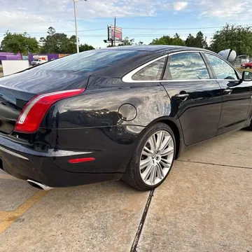 2012 Jaguar XJL Portfolio