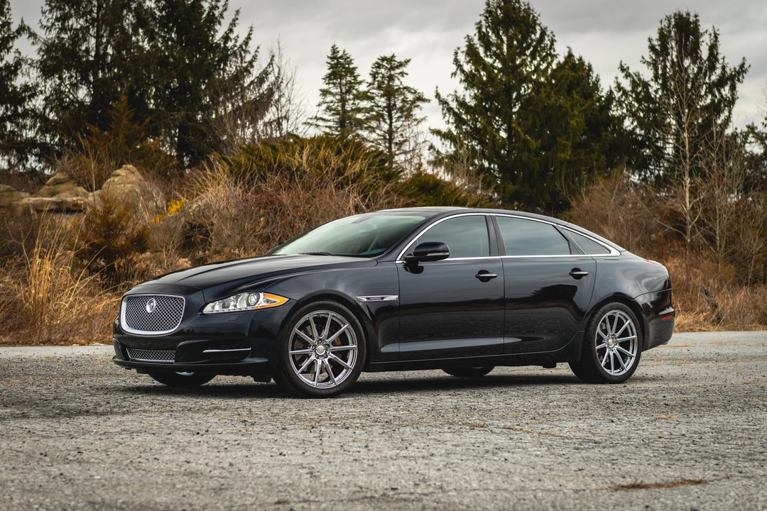 2012 Jaguar X351 XJ - Image 2 of 31