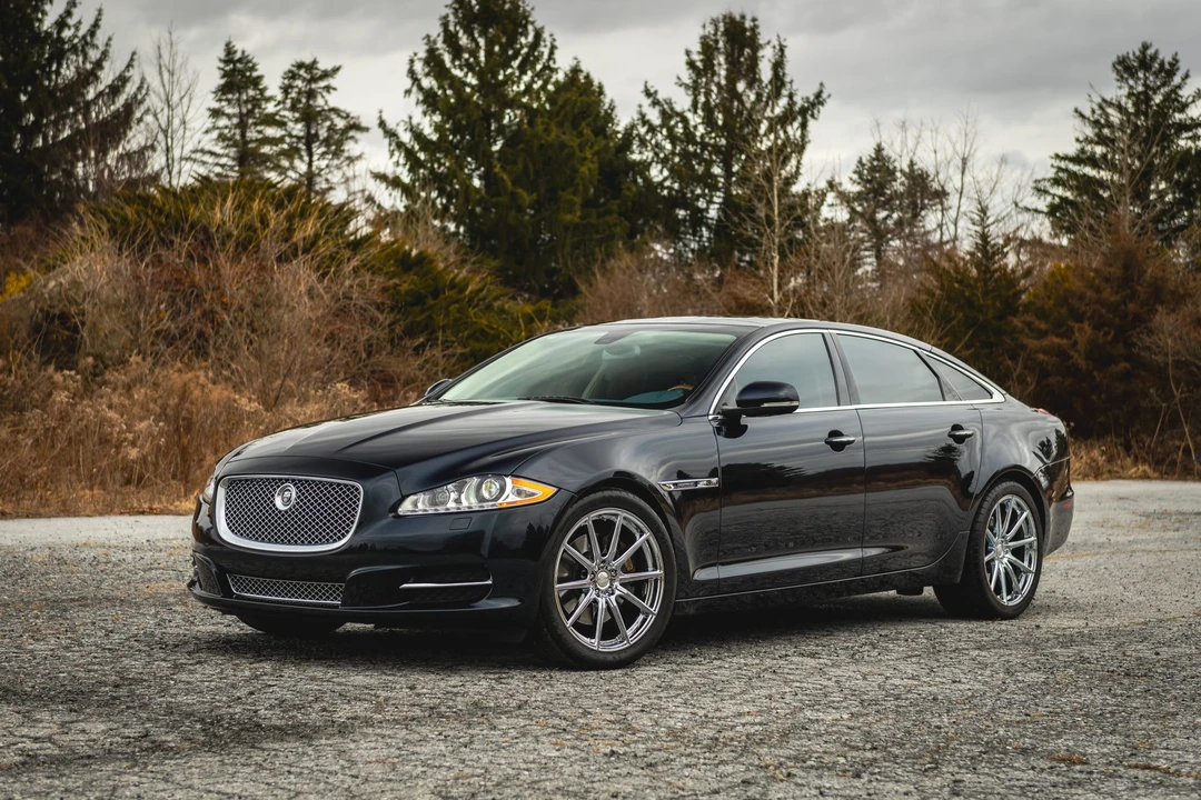2012 Jaguar X351 XJ - Image 8 of 31