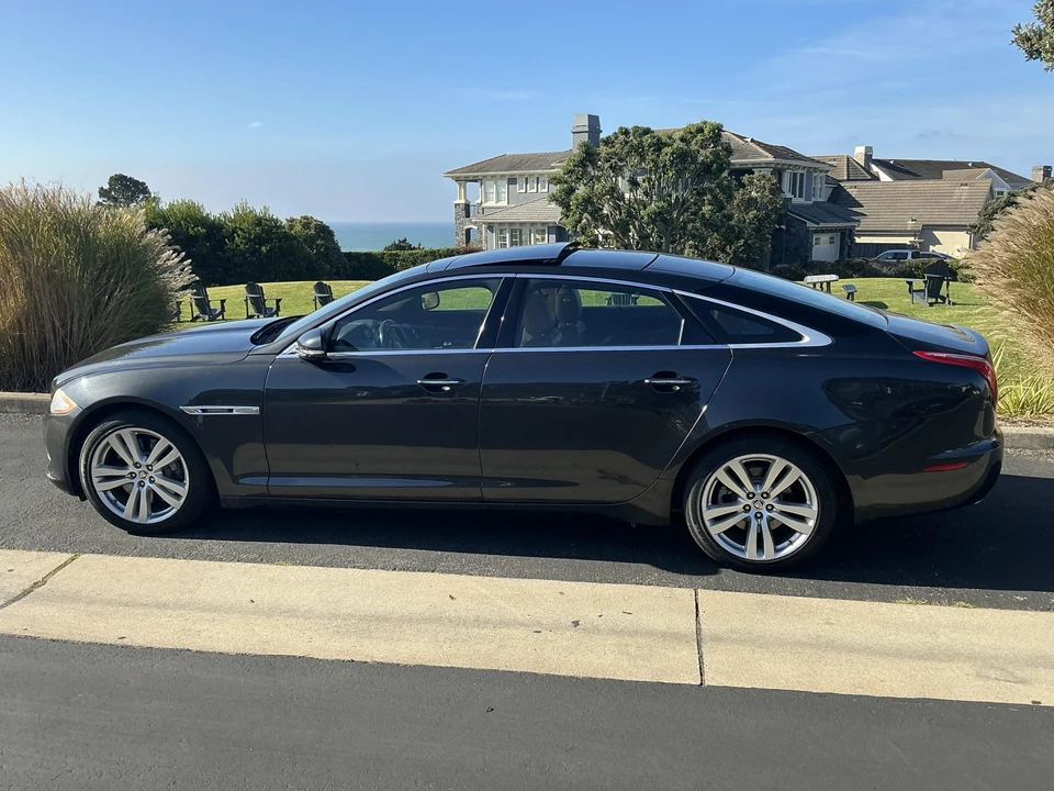 2012 Jaguar X351 XJ - Image 5 of 31