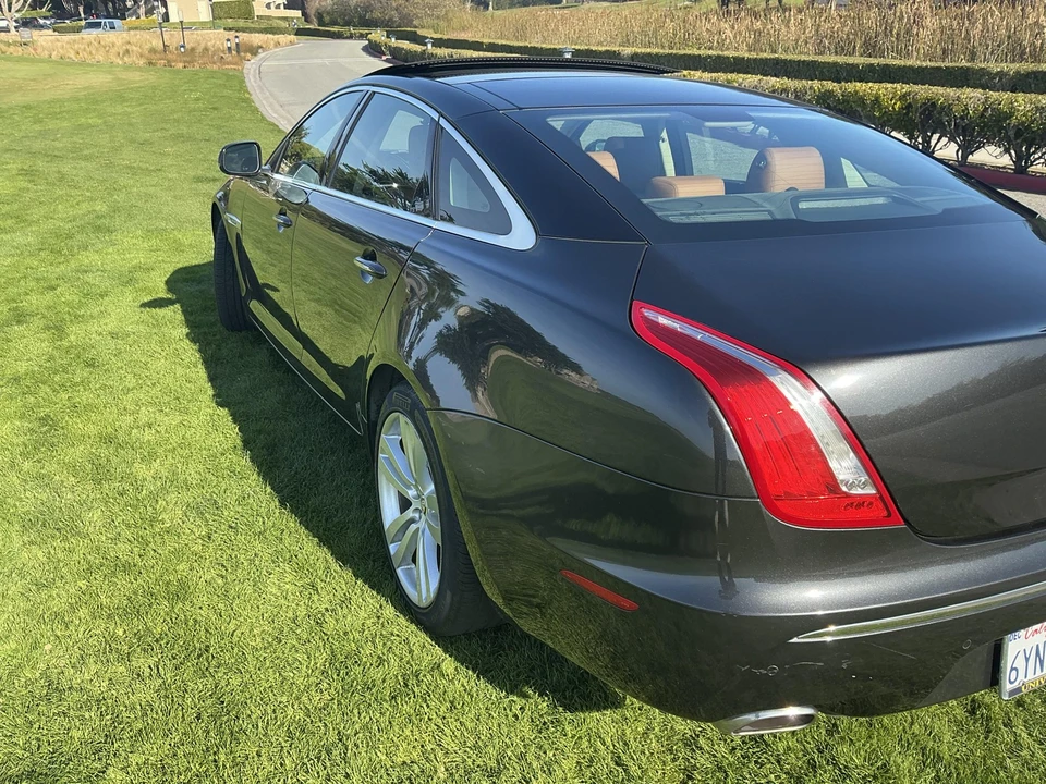 2012 Jaguar X351 XJ - Image 19 of 31