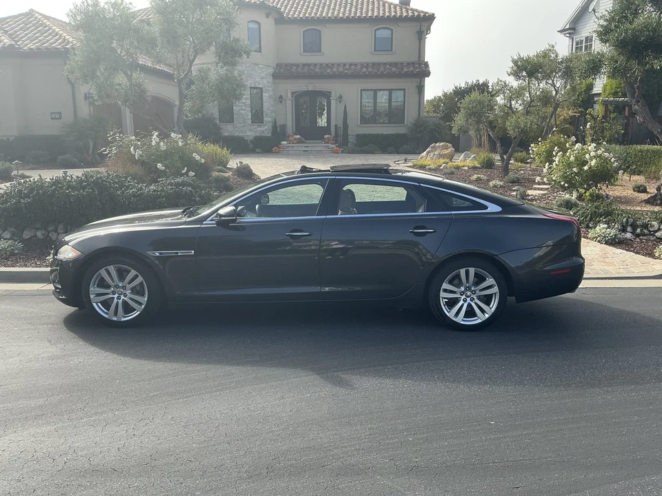 2012 Jaguar X351 XJ - Image 4 of 31
