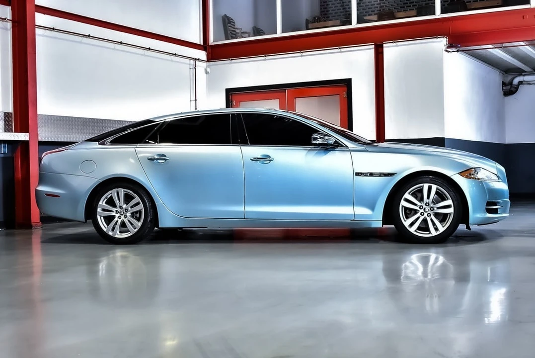 2012 Jaguar X351 XJ - Image 10 of 30