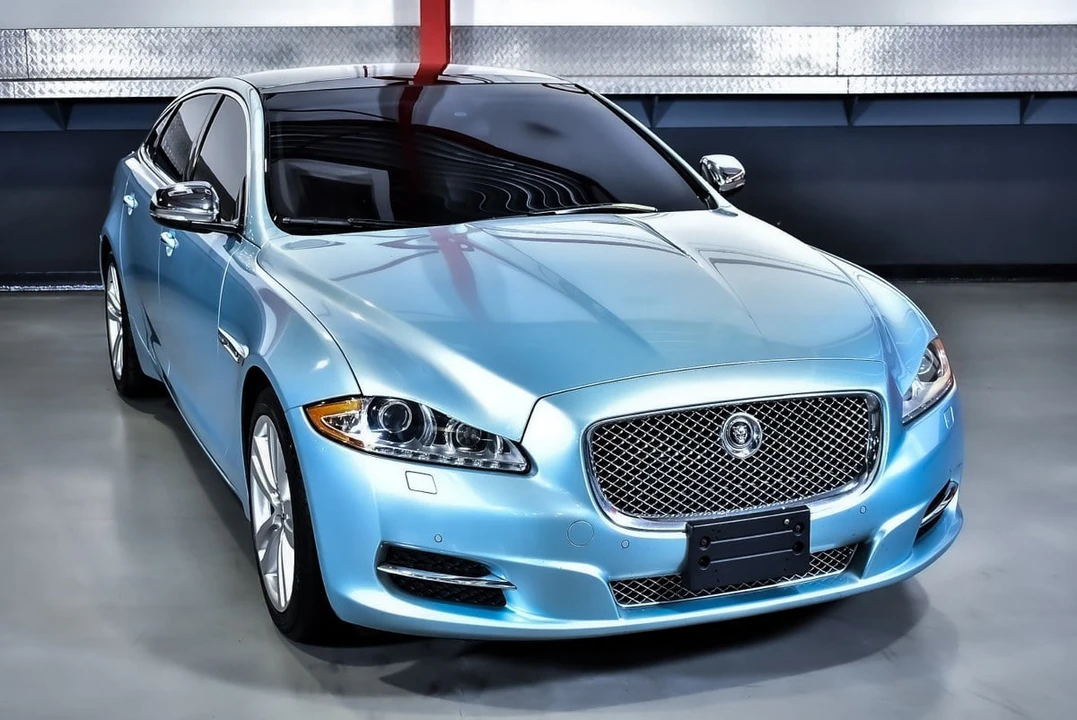 2012 Jaguar X351 XJ - Image 4 of 30