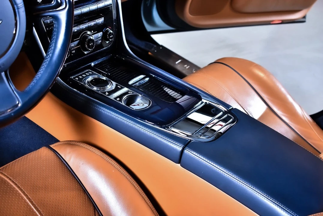 2012 Jaguar X351 XJ - Image 30 of 30