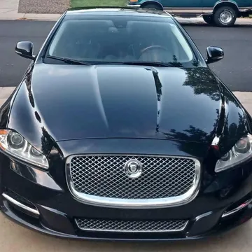 2012 Jaguar XJL Portfolio Sedan