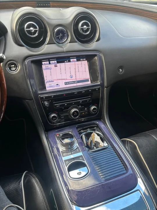 2012 Jaguar X351 XJ - Image 13 of 17