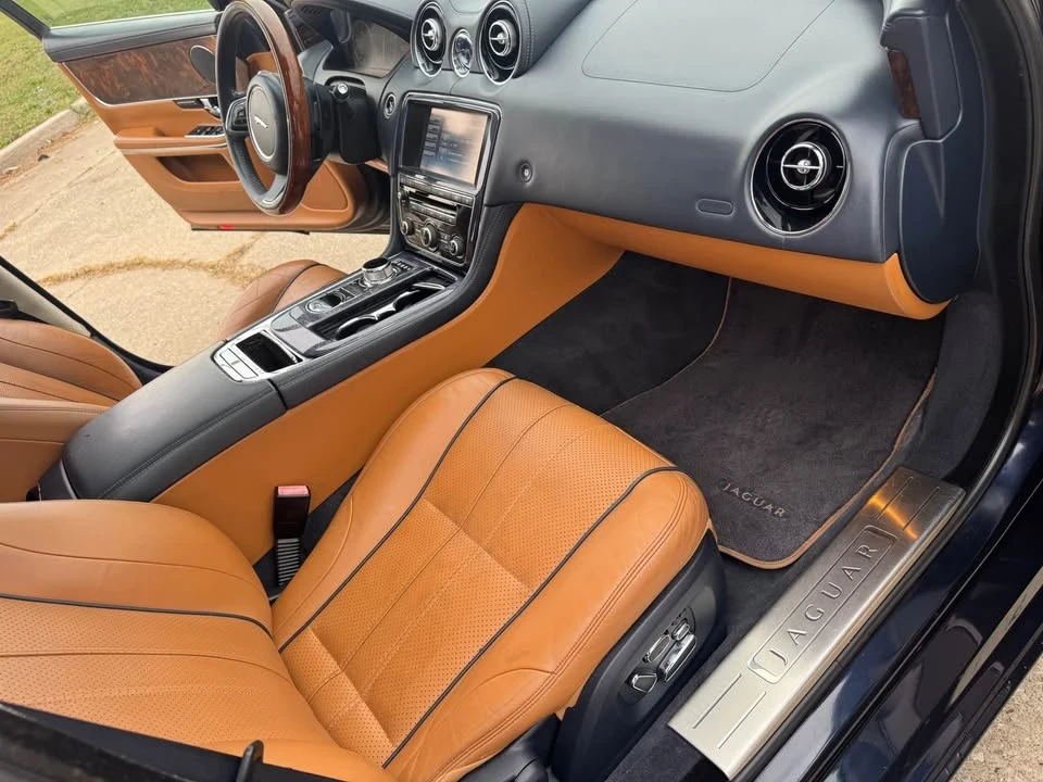 2012 Jaguar X351 XJ - Image 10 of 16