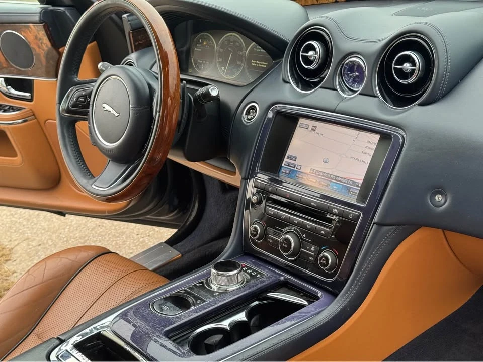 2012 Jaguar X351 XJ - Image 11 of 16