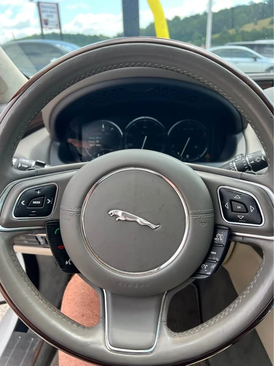 2012 Jaguar X351 XJ - Image 18 of 18