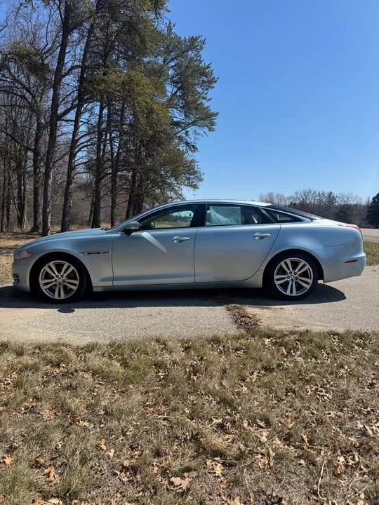 2012 Jaguar X351 XJ - Image 2 of 11