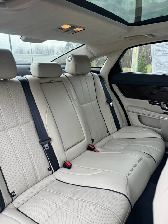 2012 Jaguar X351 XJ - Image 4 of 8