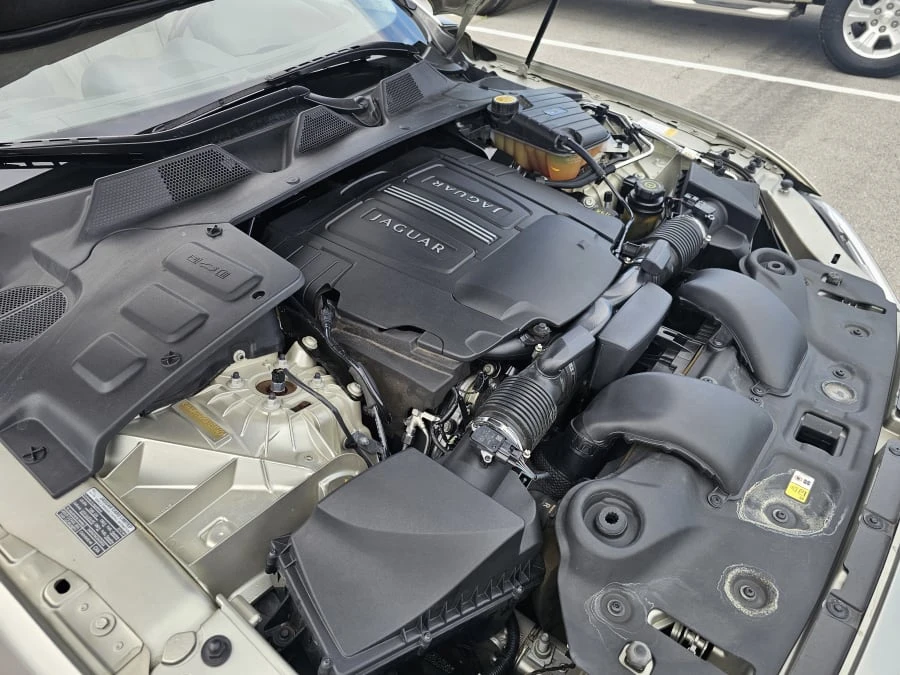 2012 Jaguar X351 XJ - Image 14 of 14