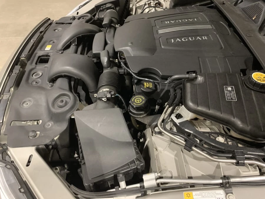 2012 Jaguar X351 XJ - Image 8 of 9
