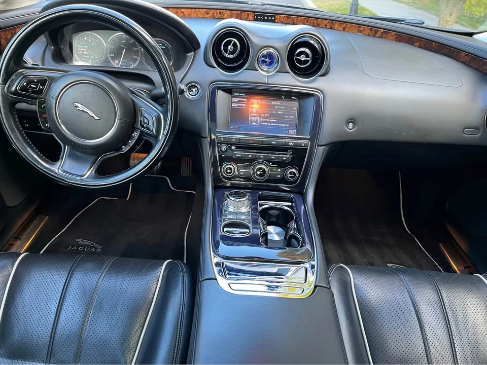 2012 Jaguar XJ Series 4 - Image 7 of 16