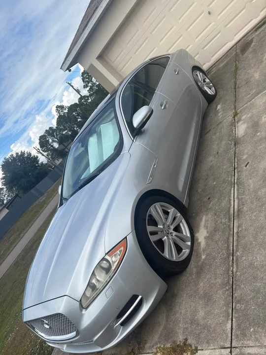 2012 Jaguar XJ Series 4 - Image 2 of 6
