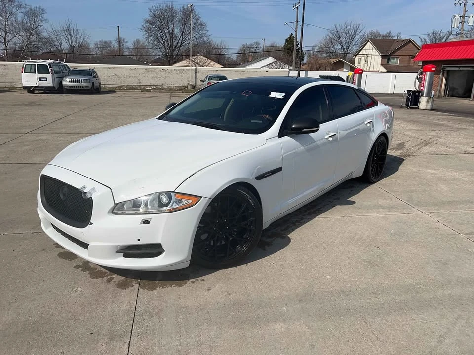 2012 Jaguar X351 XJ - Image 2 of 7