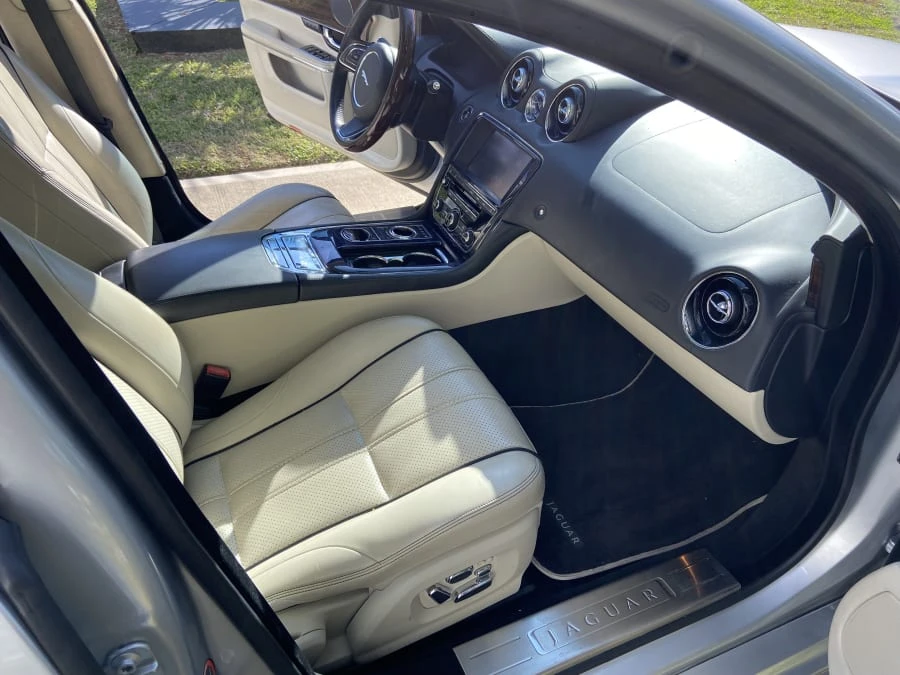 2012 Jaguar X351 XJ - Image 8 of 18