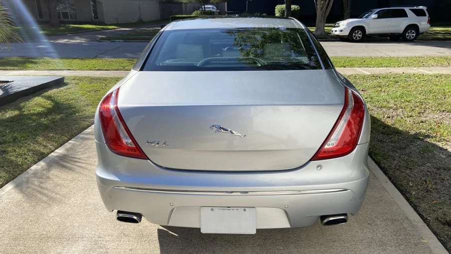 2012 Jaguar X351 XJ - Image 3 of 18