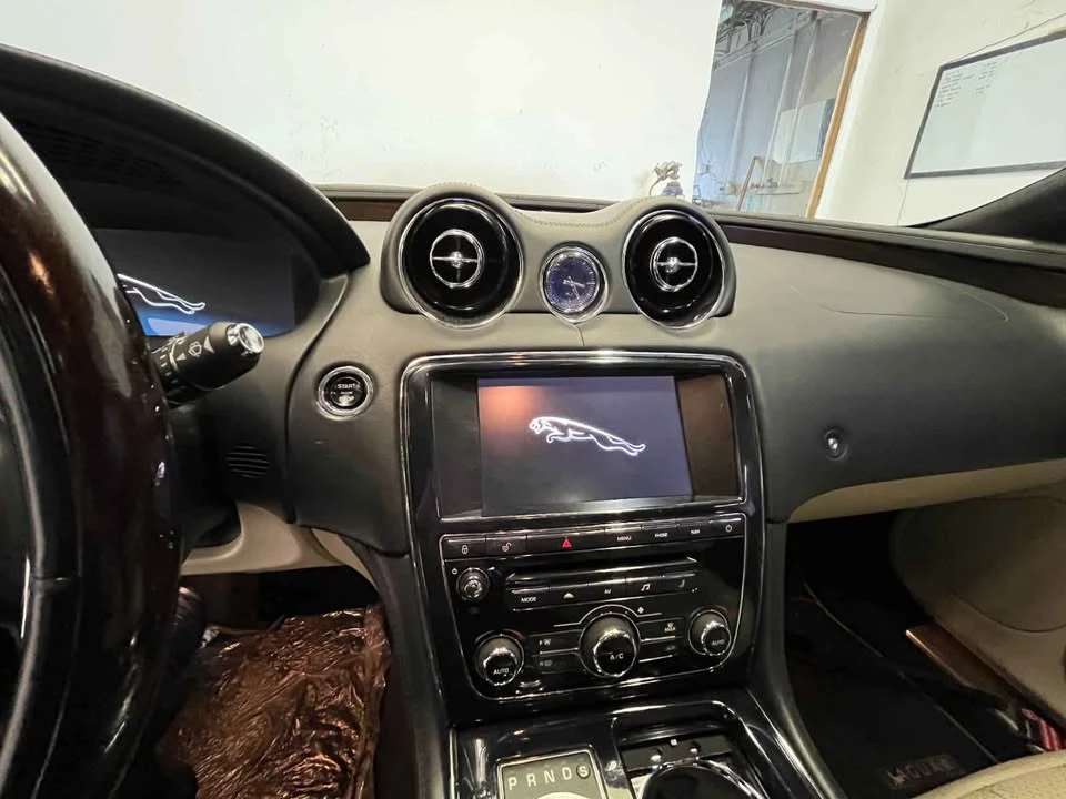 2012 Jaguar X351 XJ - Image 5 of 9