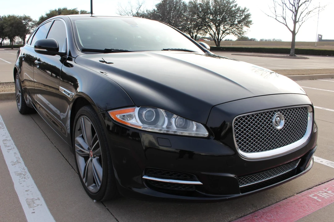 2012 Jaguar X351 XJ - Image 2 of 10