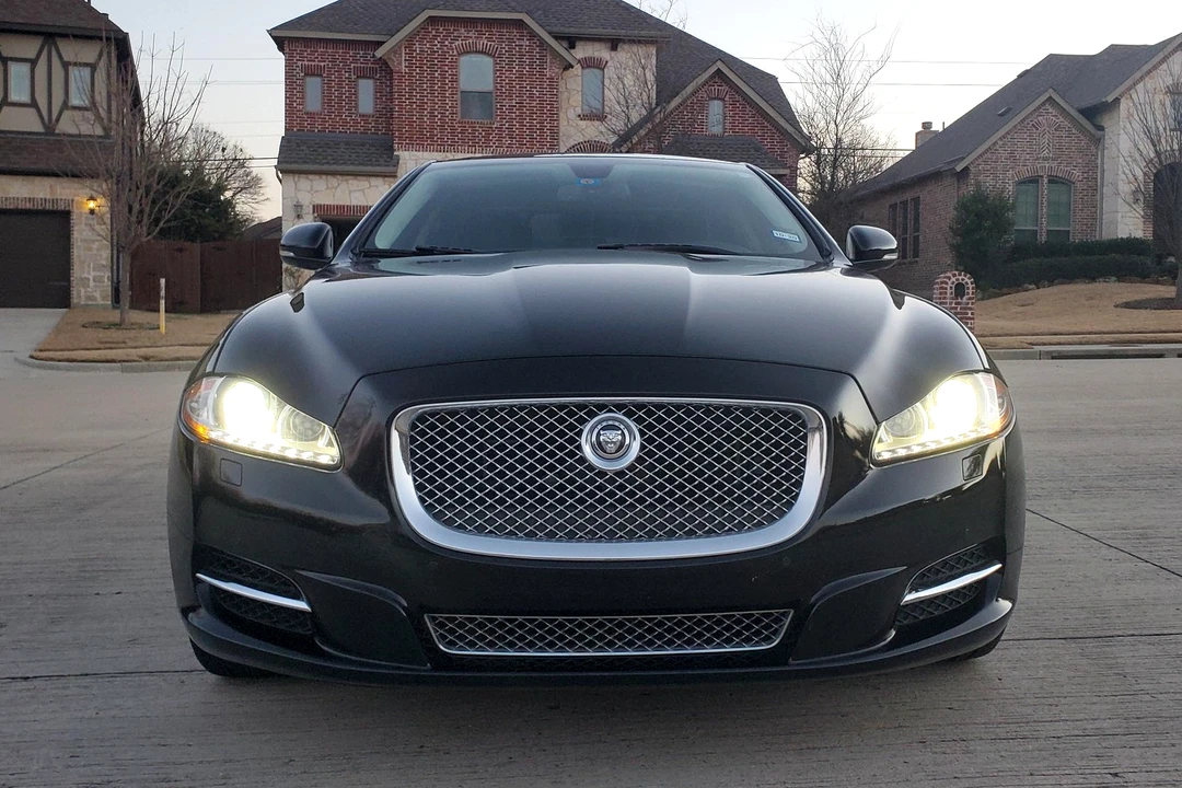 2012 Jaguar X351 XJ - Image 6 of 10