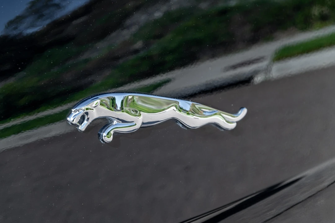 2012 Jaguar X351 XJR - Image 25 of 31
