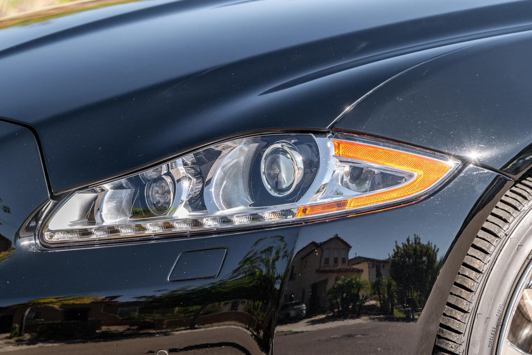 2012 Jaguar X351 XJR - Image 13 of 31