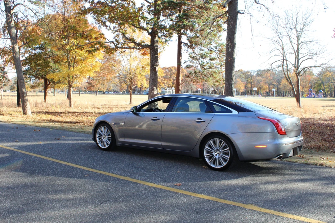 2012 Jaguar X351 XJ - Image 11 of 31