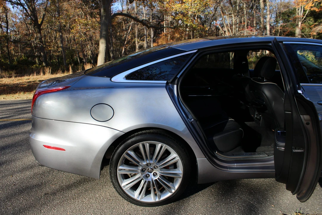 2012 Jaguar X351 XJ - Image 31 of 31