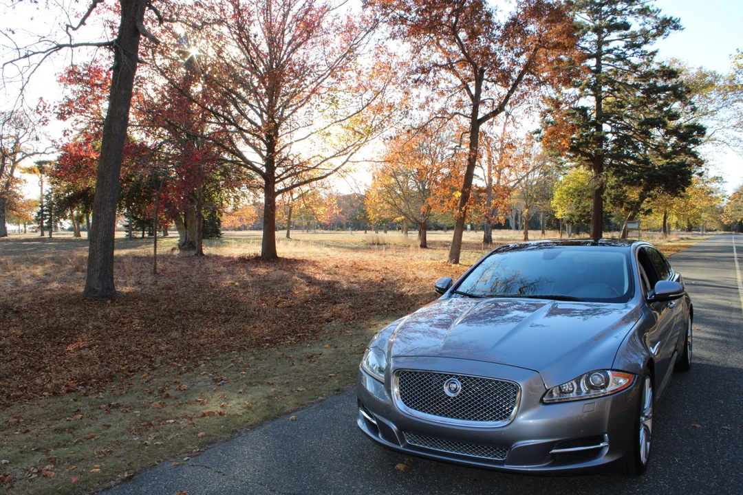 2012 Jaguar X351 XJ - Image 8 of 31
