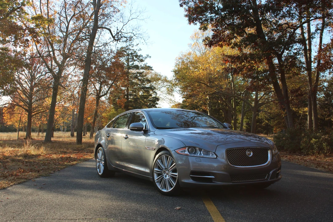 2012 Jaguar X351 XJ - Image 6 of 31