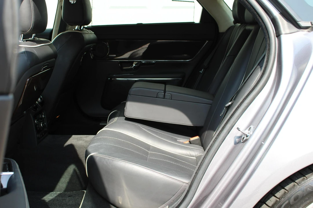 2012 Jaguar X351 XJ - Image 24 of 25