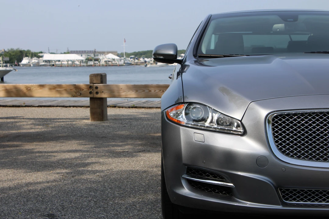 2012 Jaguar X351 XJ - Image 16 of 25