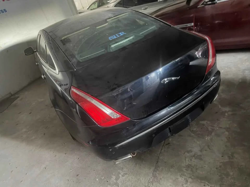 2012 Jaguar X351 XJ - Image 10 of 10