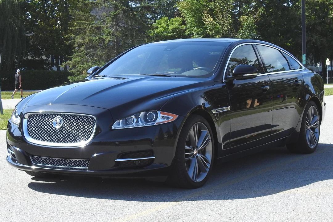 2012 Jaguar X351 XJ - Image 3 of 6