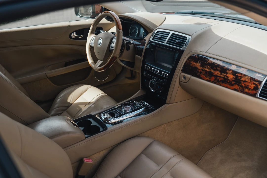 2012 Jaguar X150 XK - Image 13 of 31