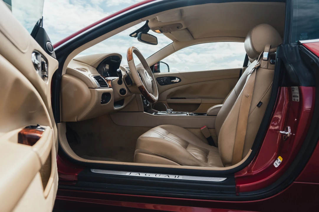 2012 Jaguar X150 XK - Image 21 of 31