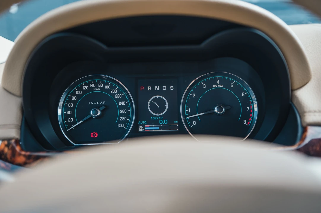 2012 Jaguar X150 XK - Image 10 of 31