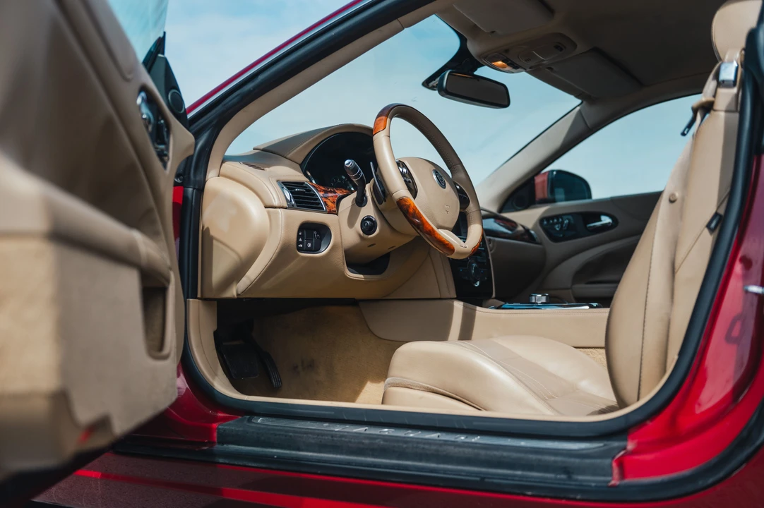 2012 Jaguar X150 XK - Image 20 of 31
