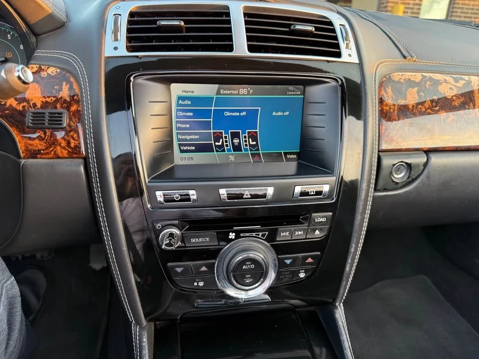 2012 Jaguar X150 XK - Image 10 of 20