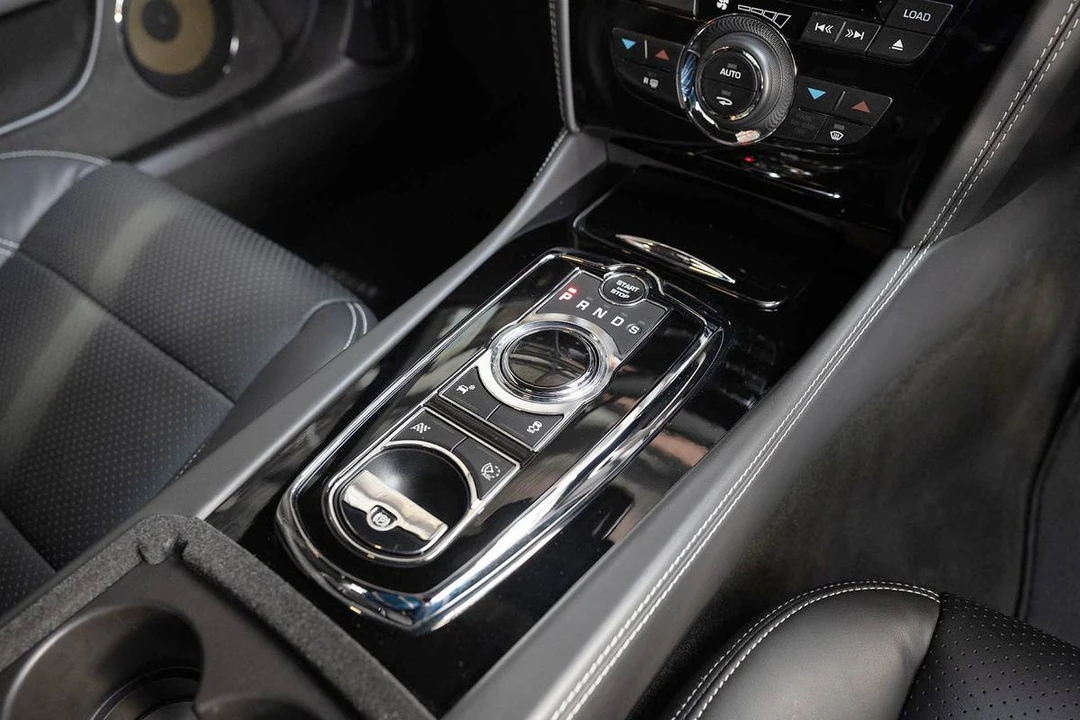 2012 Jaguar X150 XKR - Image 3 of 11