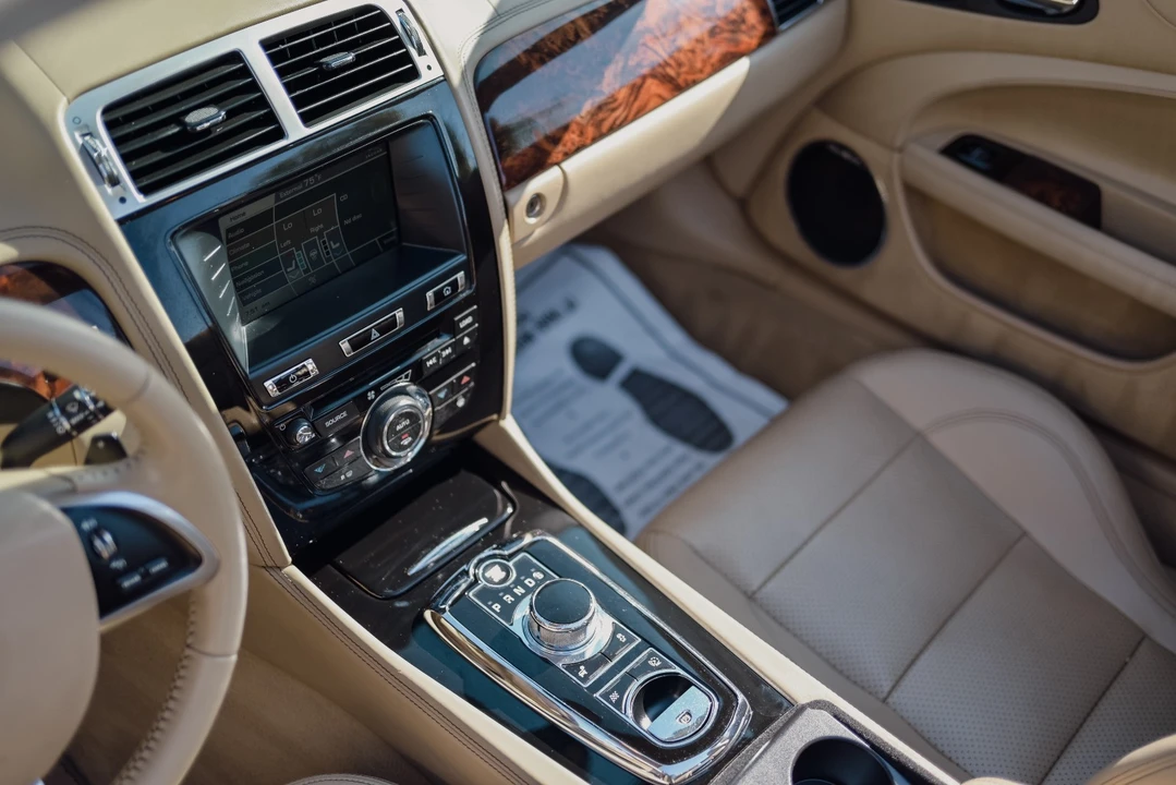 2012 Jaguar X150 XK - Image 13 of 19