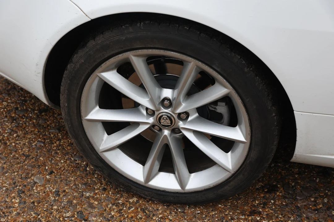 2012 Jaguar X150 XK - Image 12 of 30