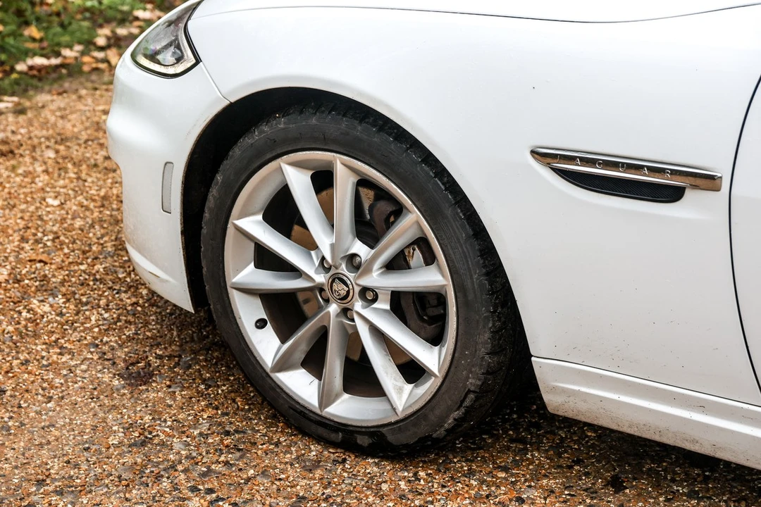 2012 Jaguar X150 XK - Image 11 of 30