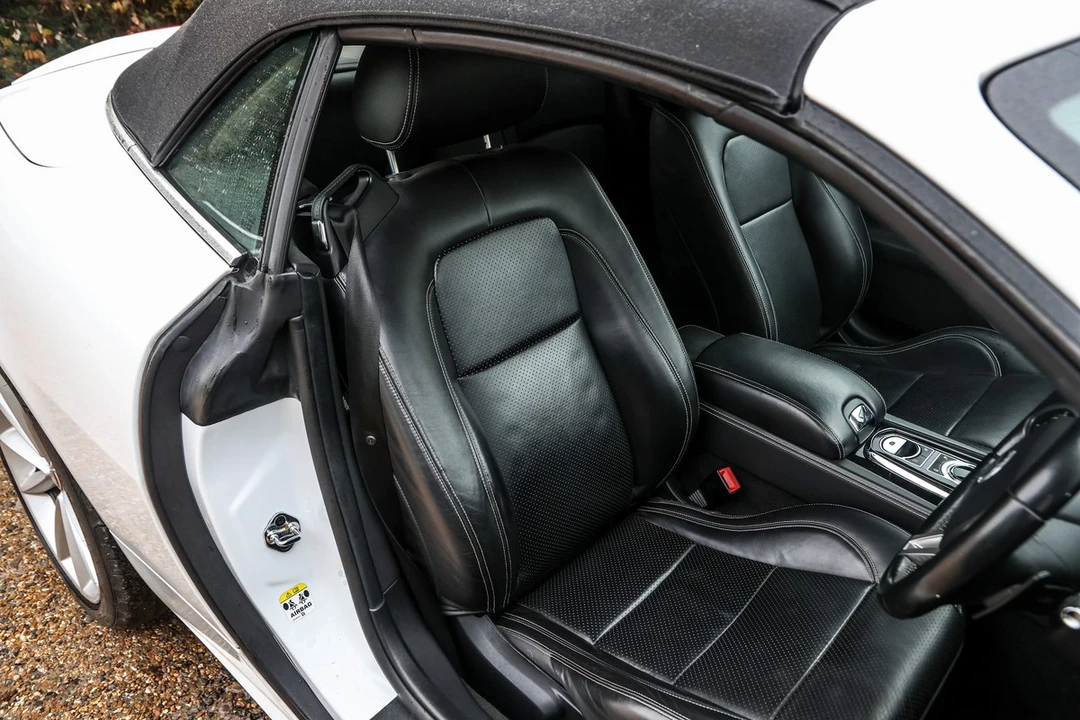 2012 Jaguar X150 XK - Image 25 of 30