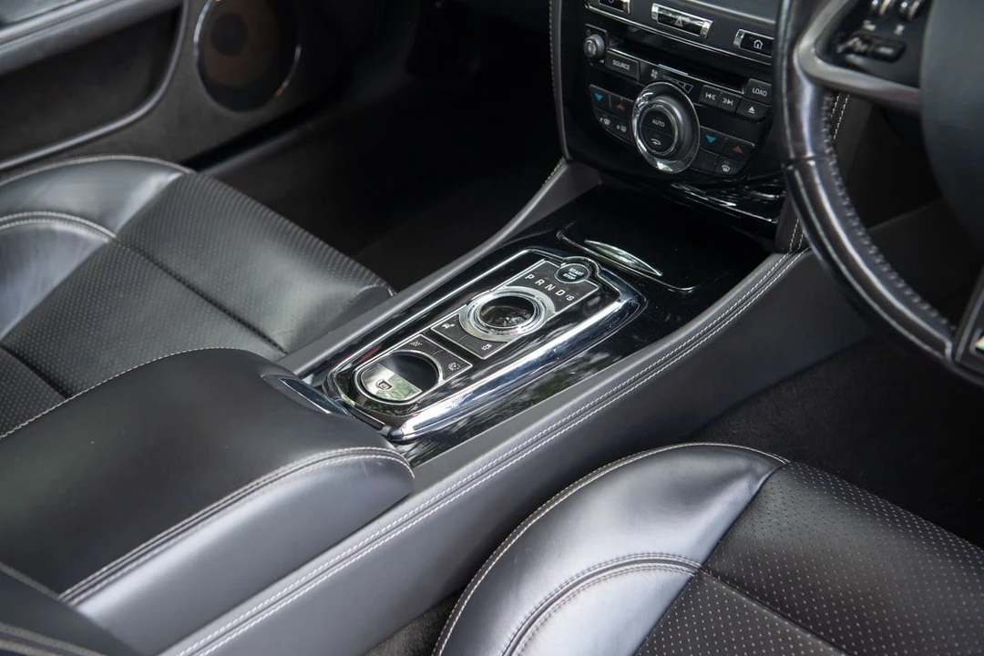 2012 Jaguar X150 XKR - Image 28 of 31