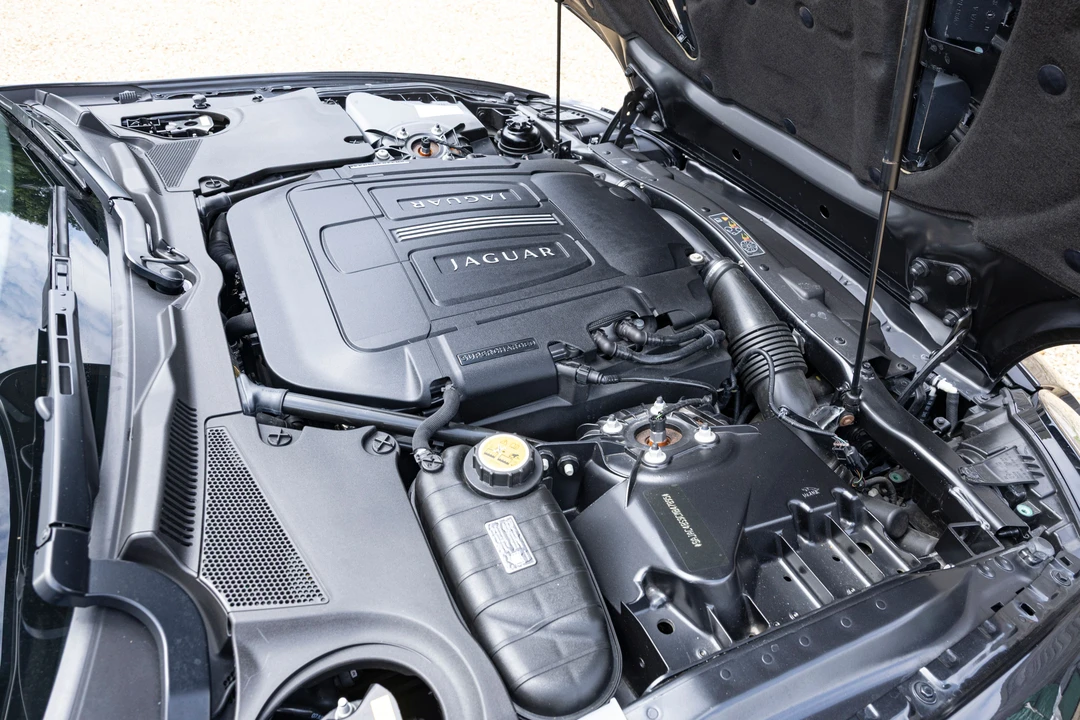 2012 Jaguar X150 XKR - Image 14 of 31